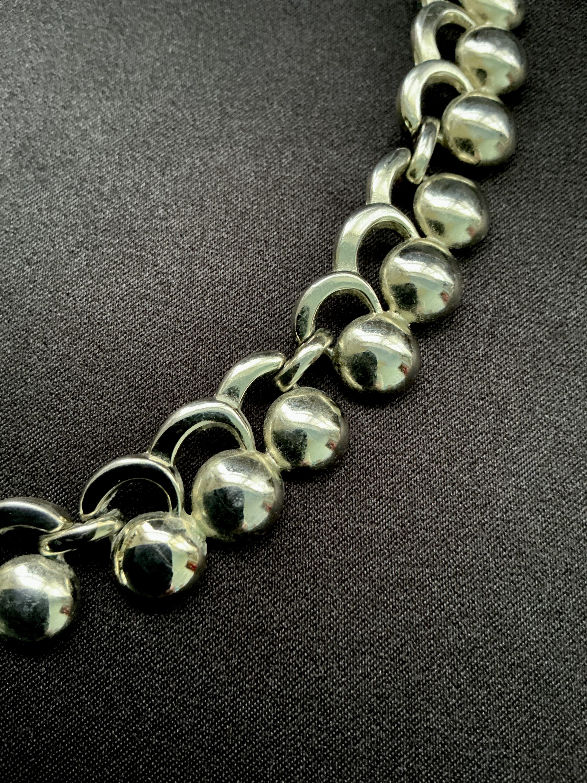 Signed Monet Silver Tone Choker Necklace 16 Inch Vintage Modernist Collar Adjustable - Image 4
