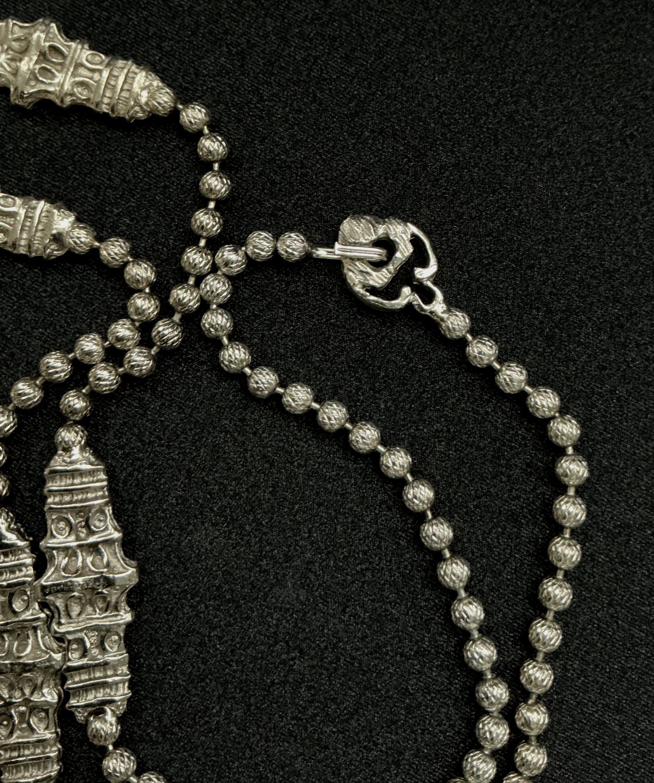 Vintage Kenneth Jay Lane KJL Silver Tone Pendant Necklace 30 Inch - Image 3