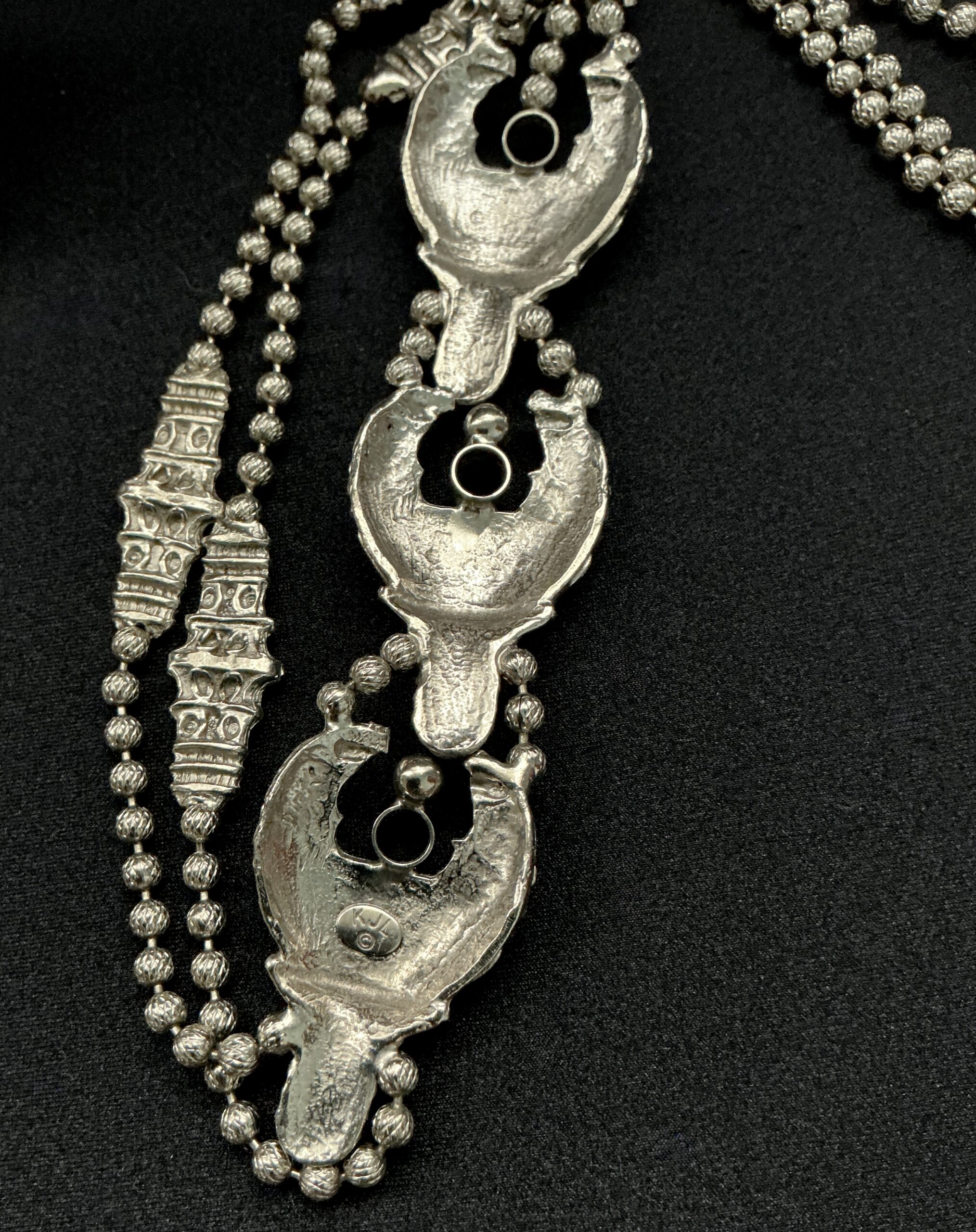 Vintage Kenneth Jay Lane KJL Silver Tone Pendant Necklace 30 Inch - Image 4