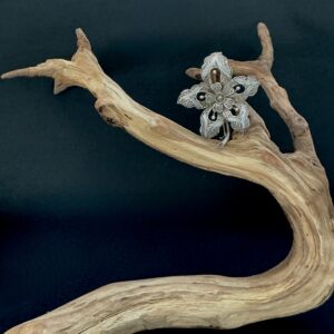 Title Vintage Filigree Flower Brooch Silver Tone Floral Pin