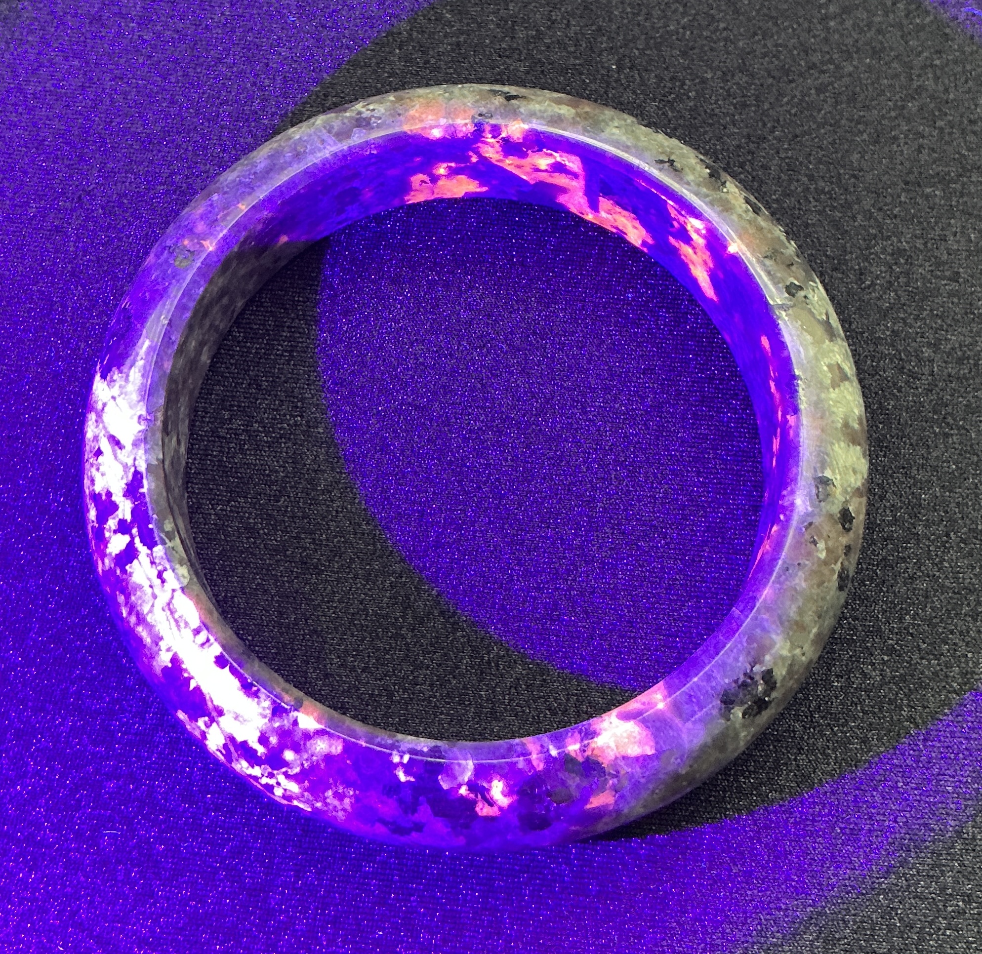 Yooperlite Hololith Bangle Bracelet UV Reactive Stone Bangle - Image 3