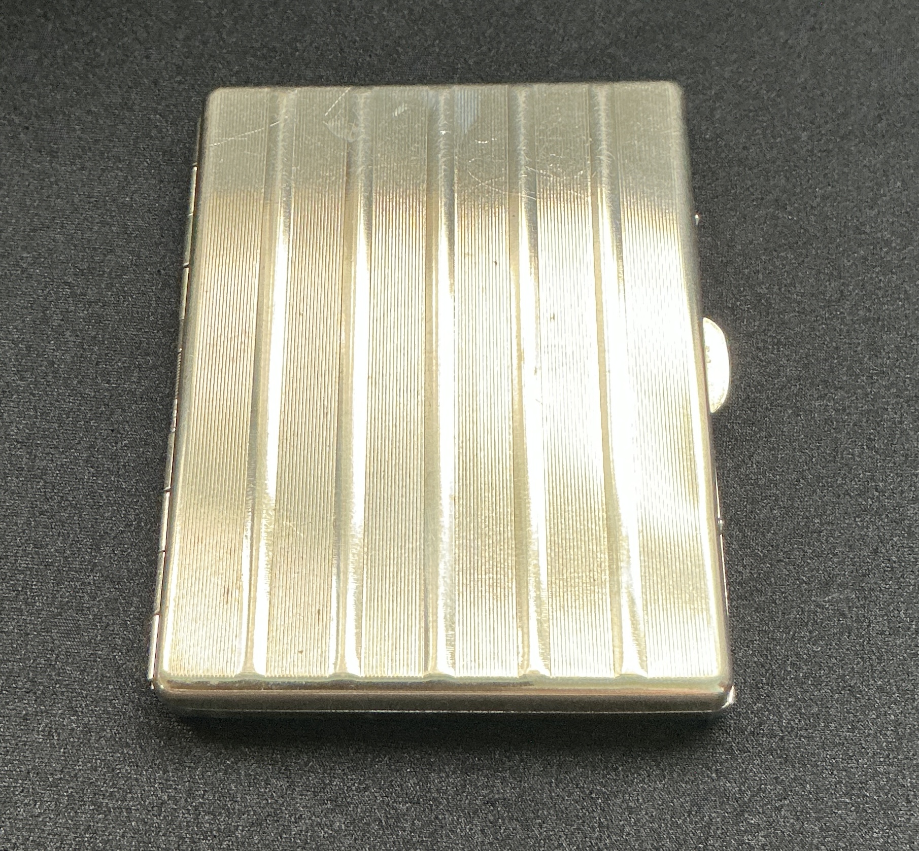 Vintage Silver Tone Cigarette Case Art Deco Style Working Spring Holder - Image 2