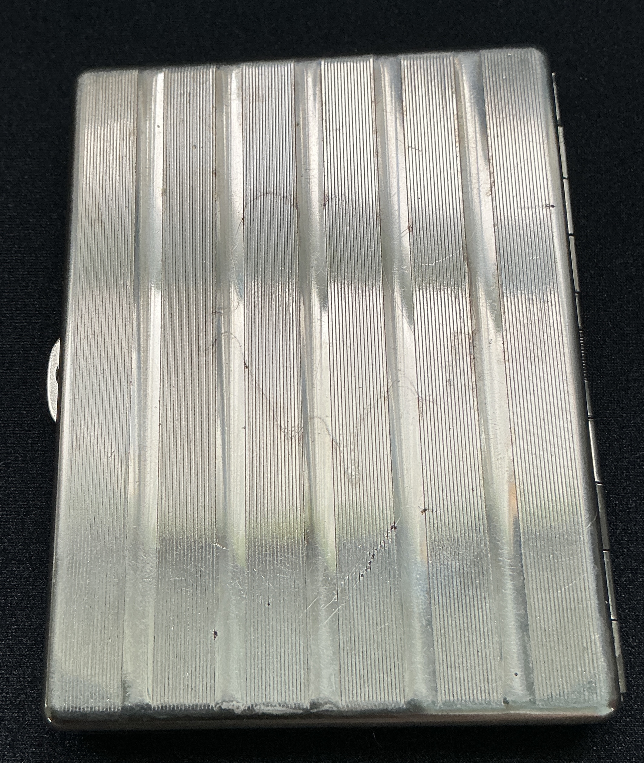 Vintage Silver Tone Cigarette Case Art Deco Style Working Spring Holder - Image 3