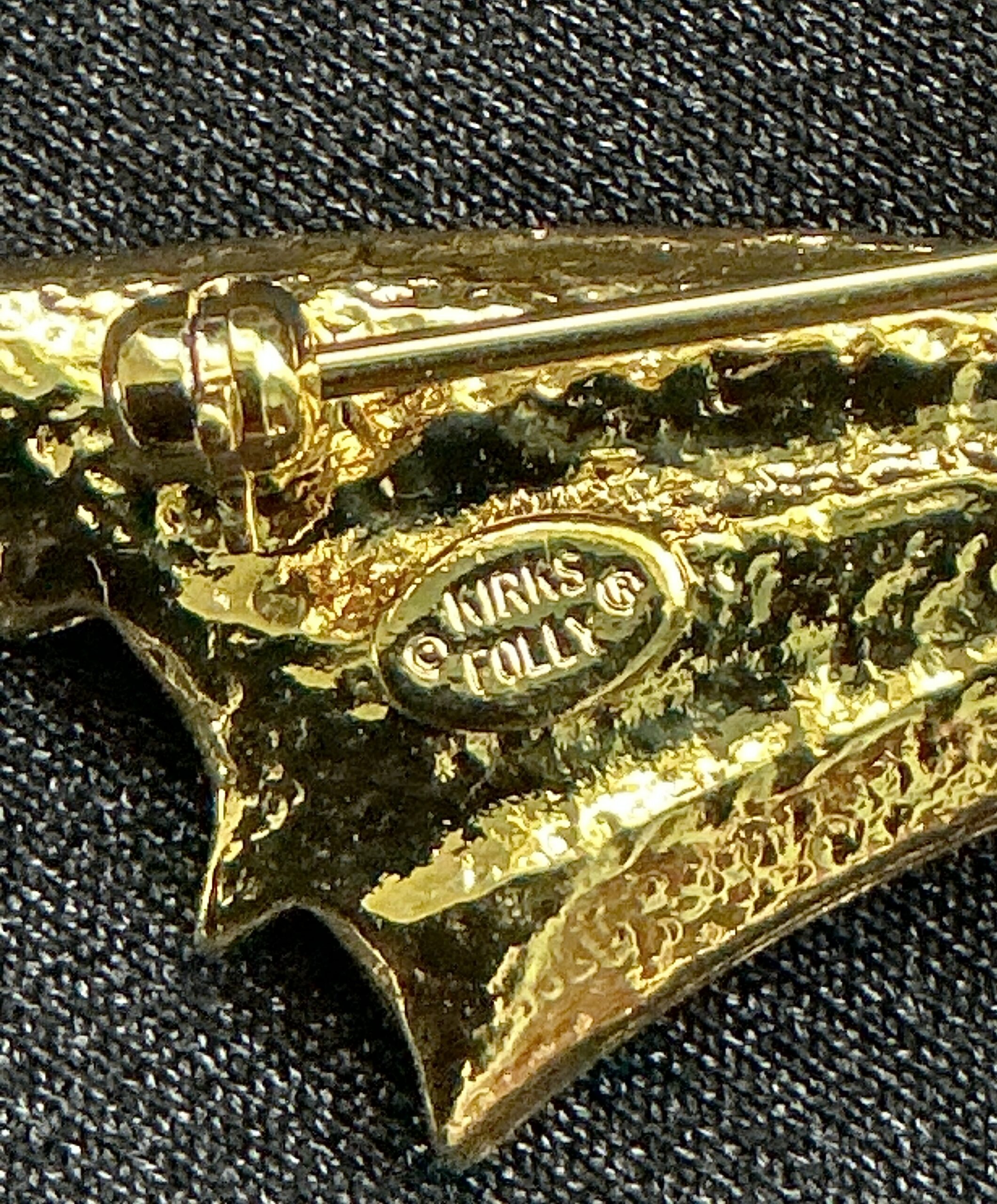 Signed Kirk's Folly Pot of Gold Angel & Lucky Charm Brooch with Rhinestones - Image 8