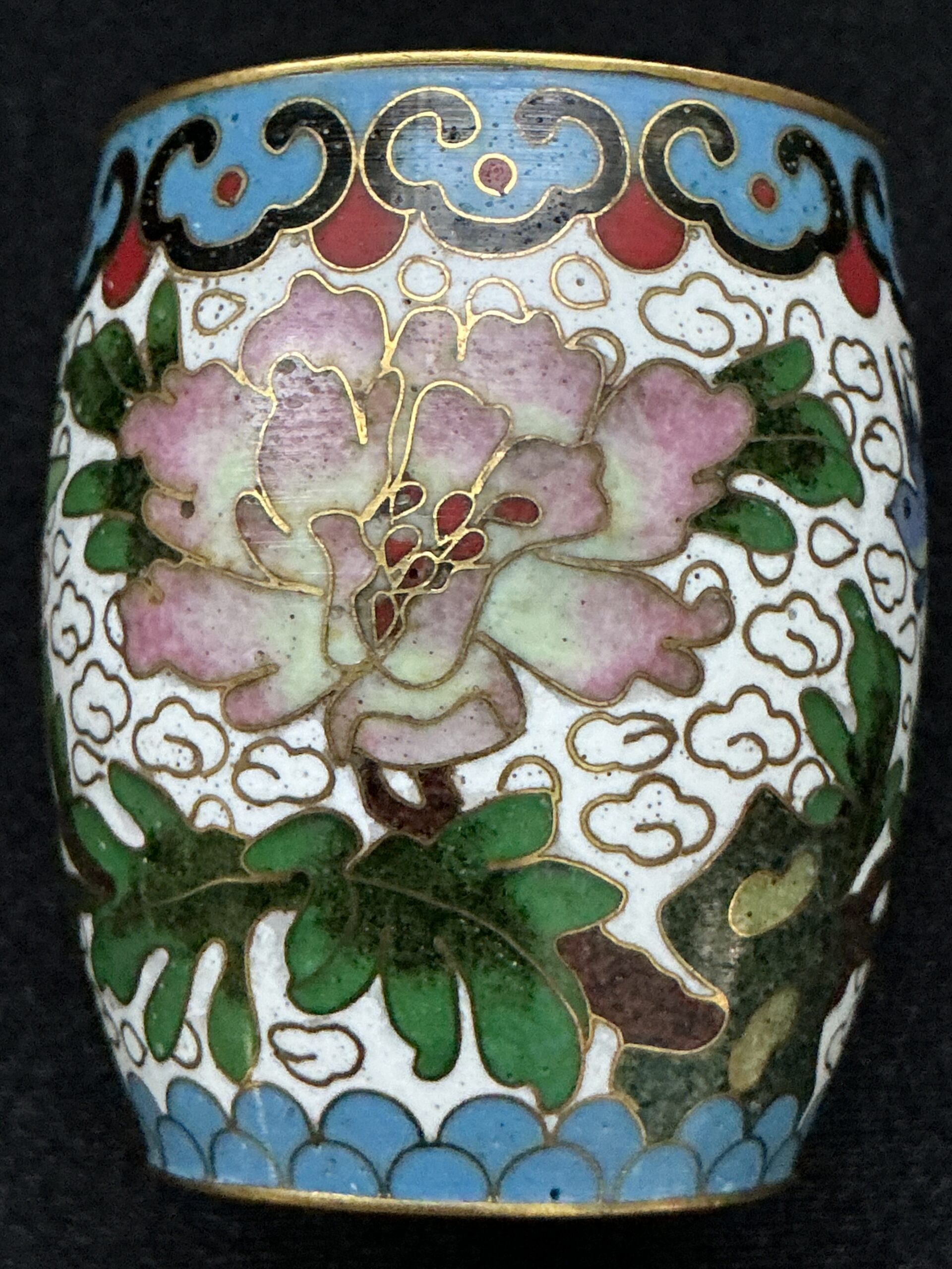 Vintage Chinese Cloisonné Barrel Trinket Box Floral Enamel Lidded Box White Blue Gold Cloisonne Keepsake Pill Box - Image 10